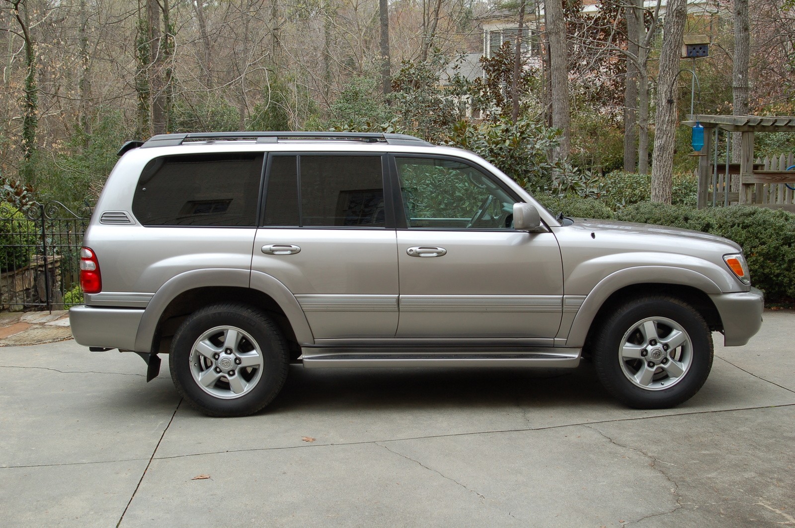 2007 TOYOTA LAND CRUISER